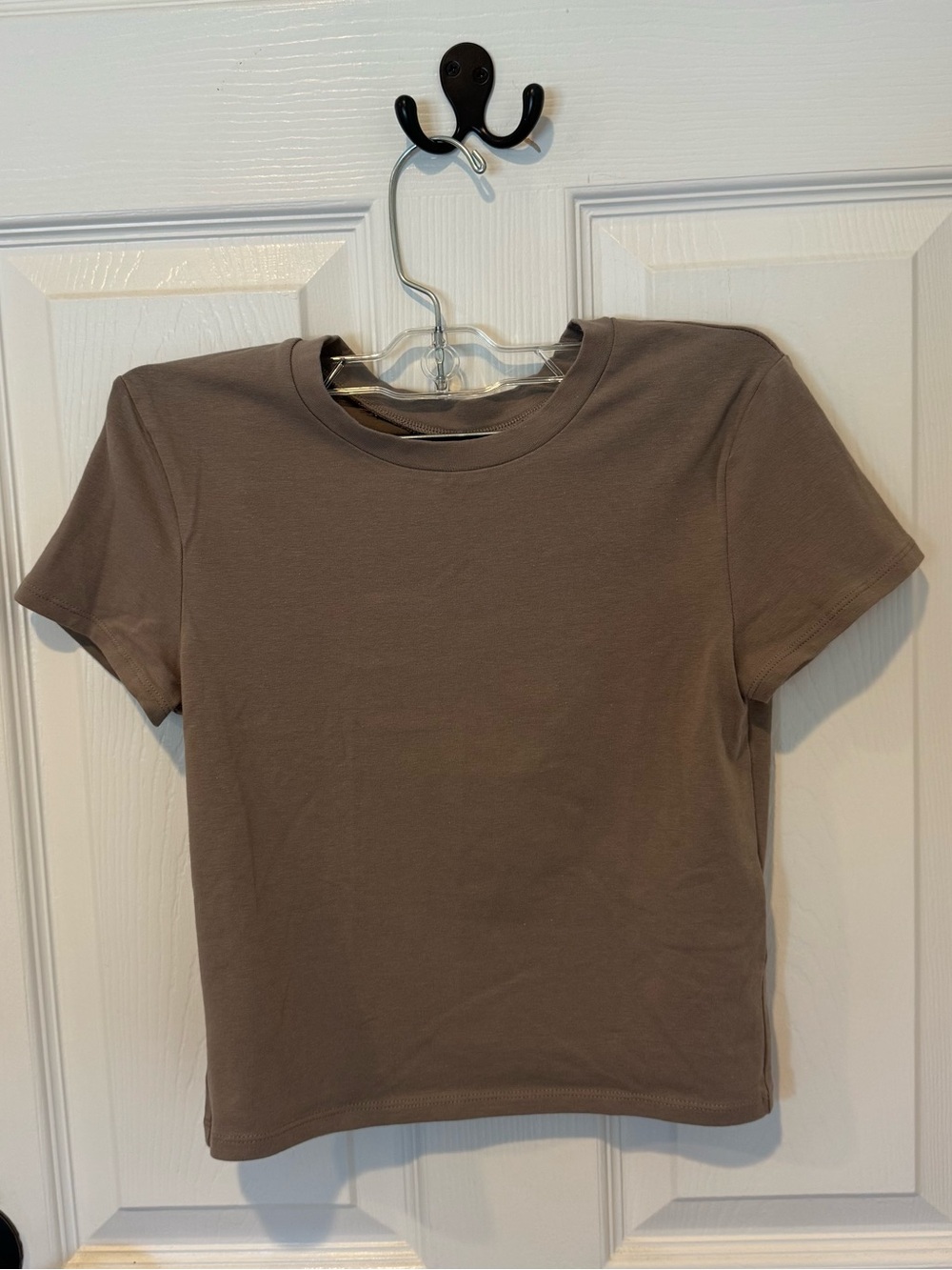 Abercrombie & Fitch Women's Short Sleeve Essentials Soft Tee in Taupe Brown